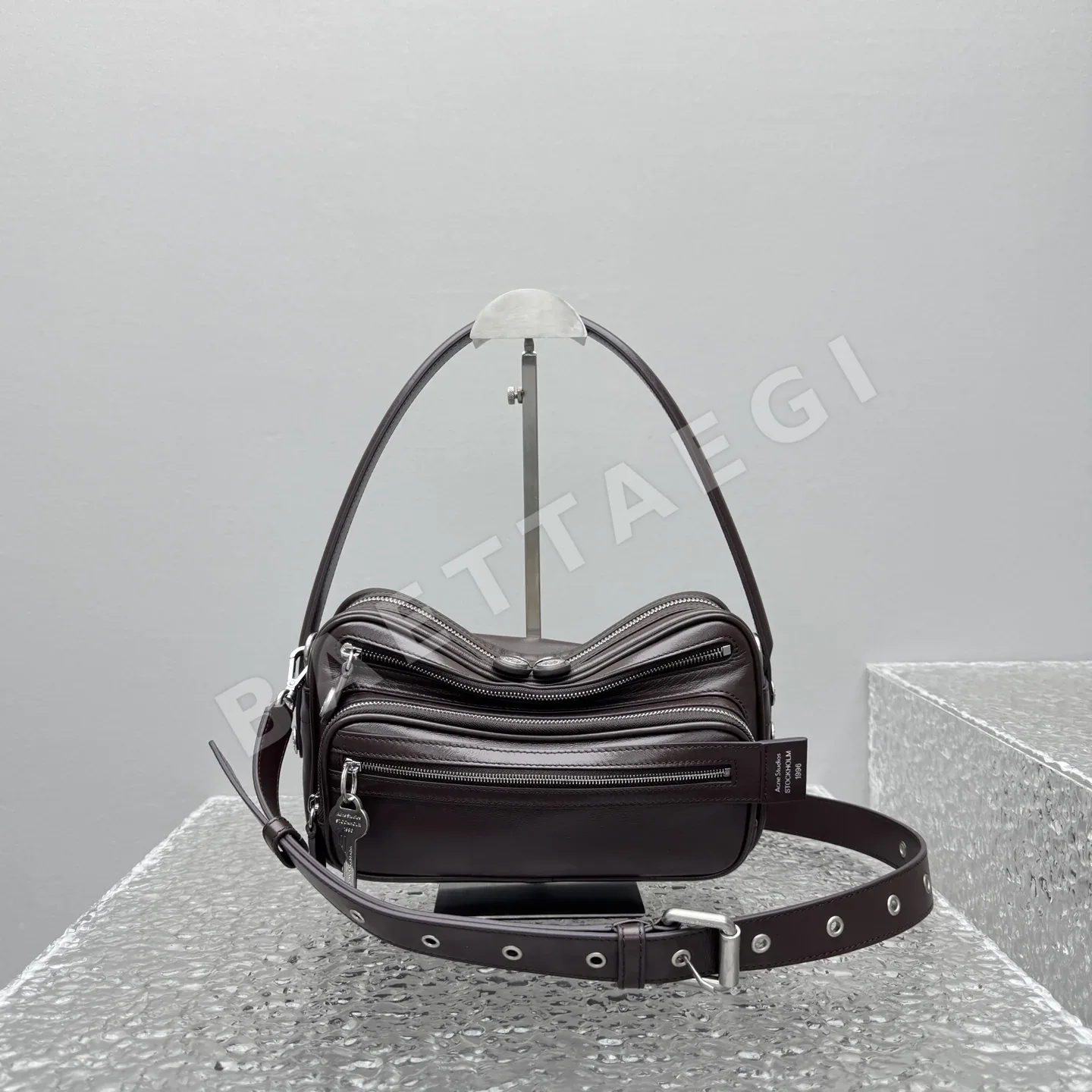 아크네스튜디오 카메로 스몰 143204 가방 Bag 상세 이미지 2