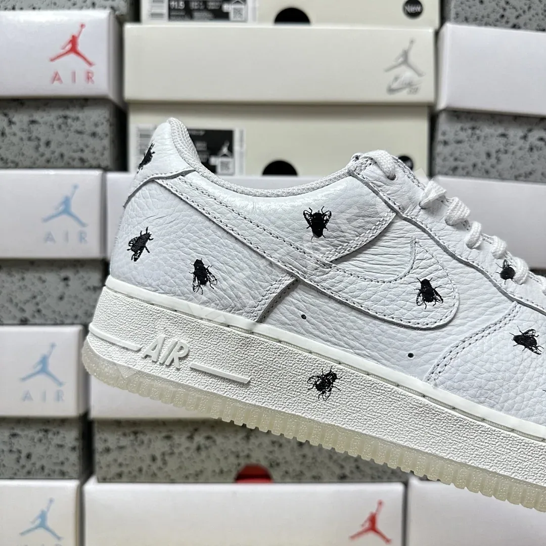 나이키 [GX] 에어 포스 1 로우 레트로 IM3481-100 201341 Nike Air Force 1 Low Retro Houseflies 상세 이미지 5