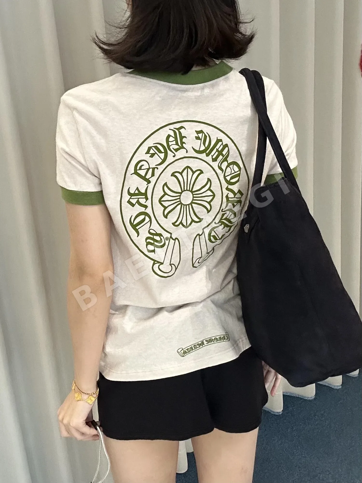크롬하츠 여성 산스크리트어 프린트 반팔 티셔츠 상세 이미지 19