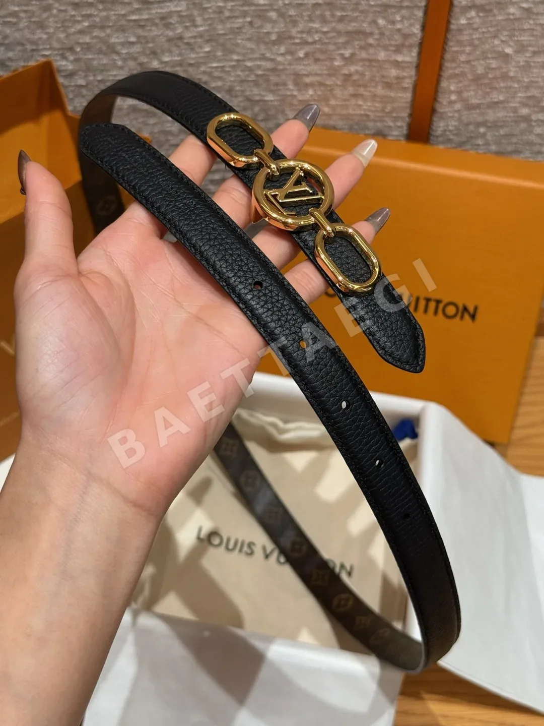 루이비통 서클 프라임 리버시블 20mm 벨트 상세 이미지 5