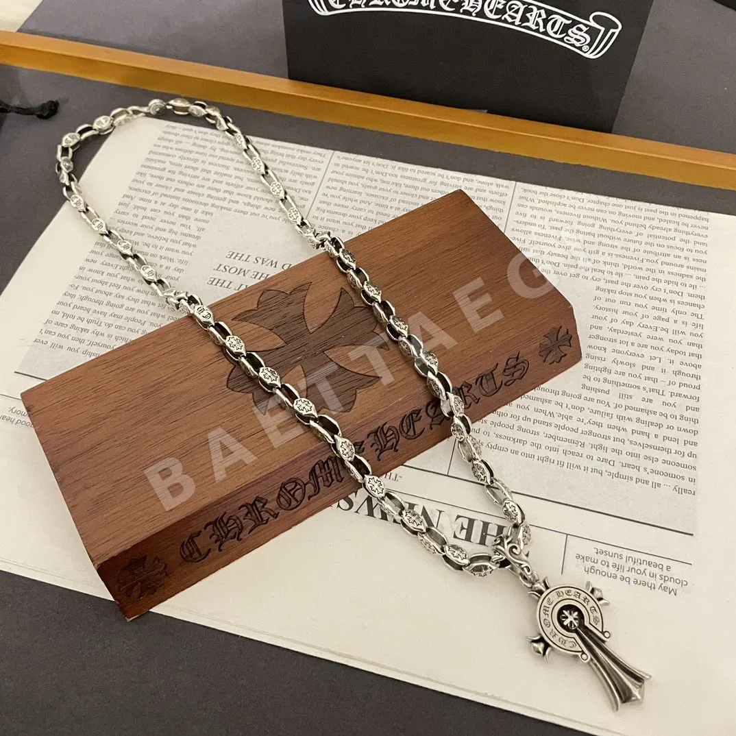 크롬하츠 클래식 레트로 크로스 펜던트 목걸이 상세 이미지 5