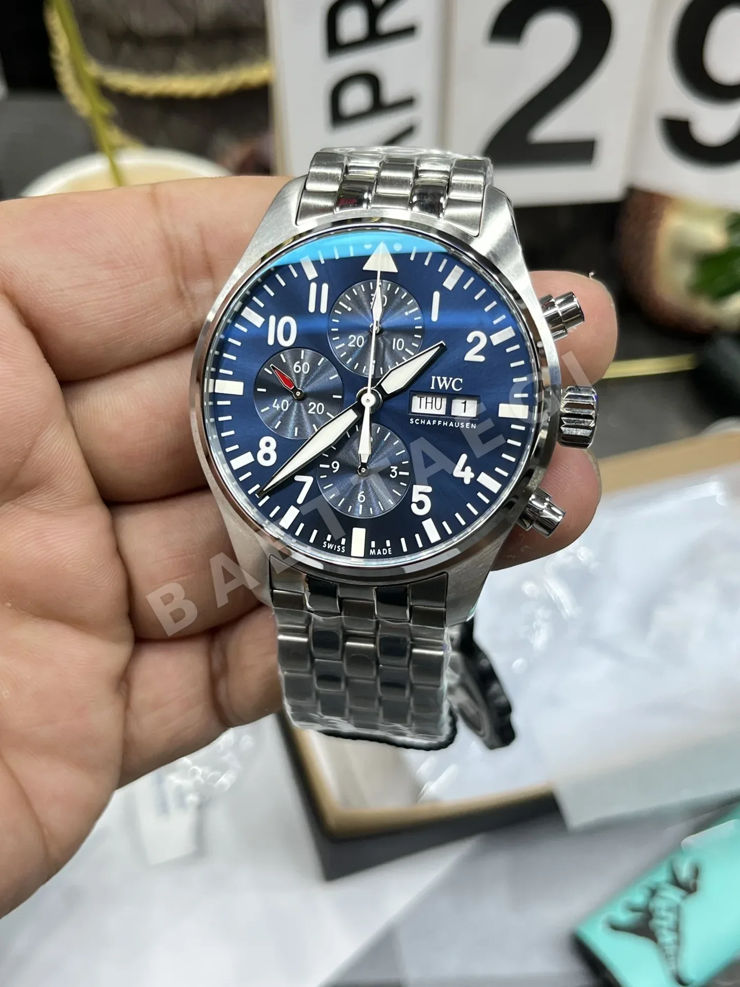 IWC 파일럿 크로노그래프 시계 자동 무브먼트 상세 이미지 2
