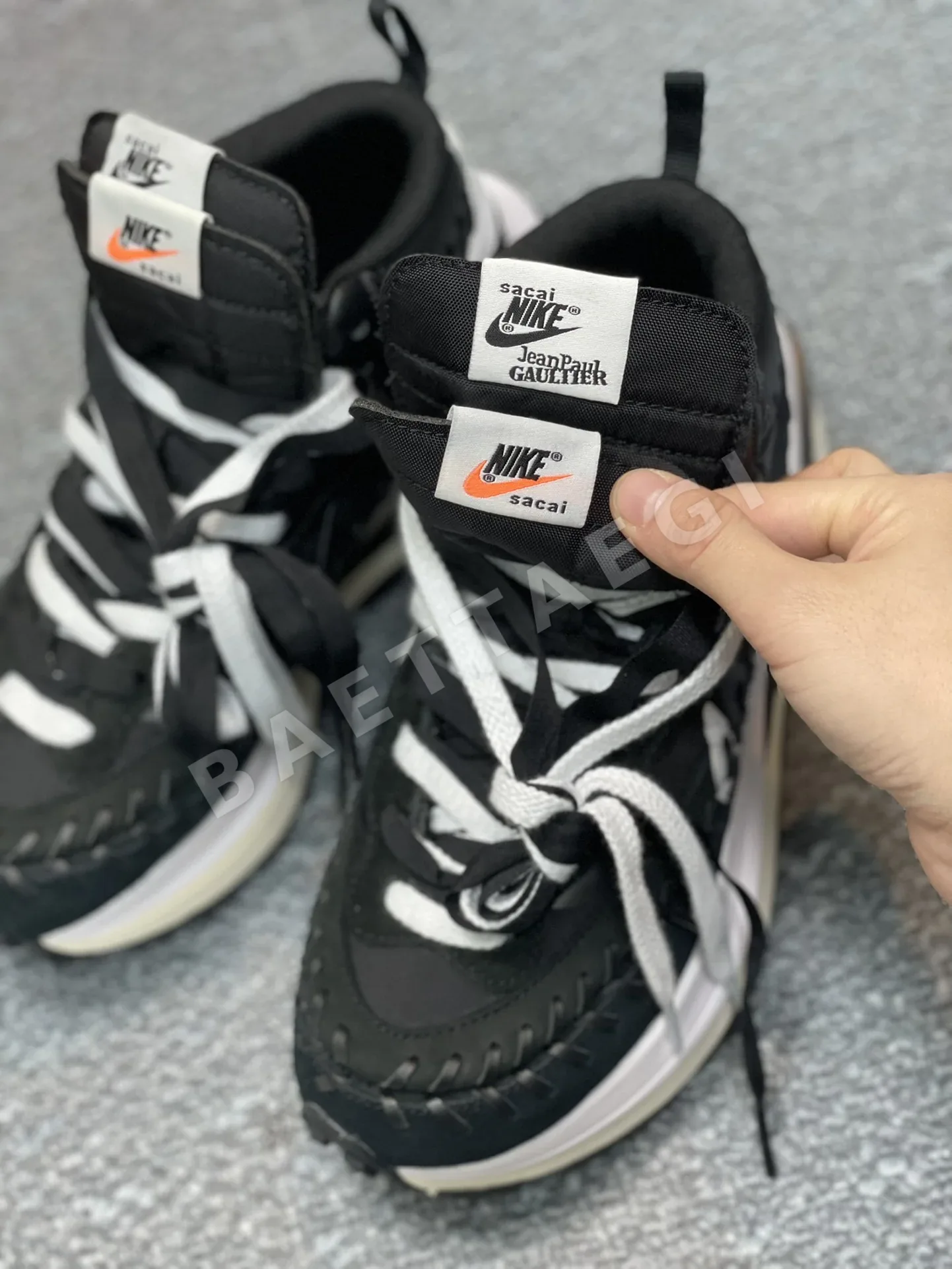 나이키사카이 베이퍼와플 블랙 플랫폼 러닝화 DH9186-001 상세 이미지 9