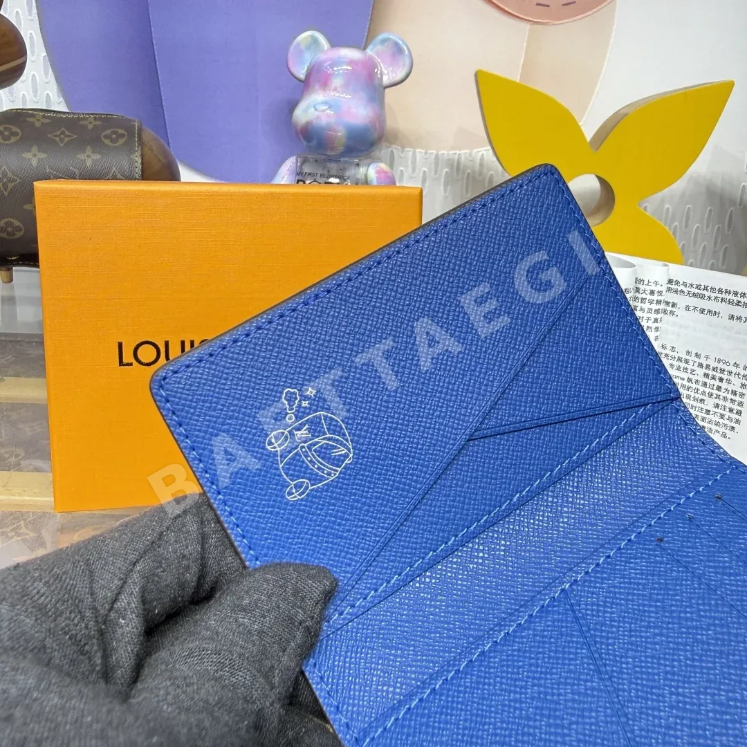 루이비통 그라데이션 모노그램 포켓 지갑 상세 이미지 6
