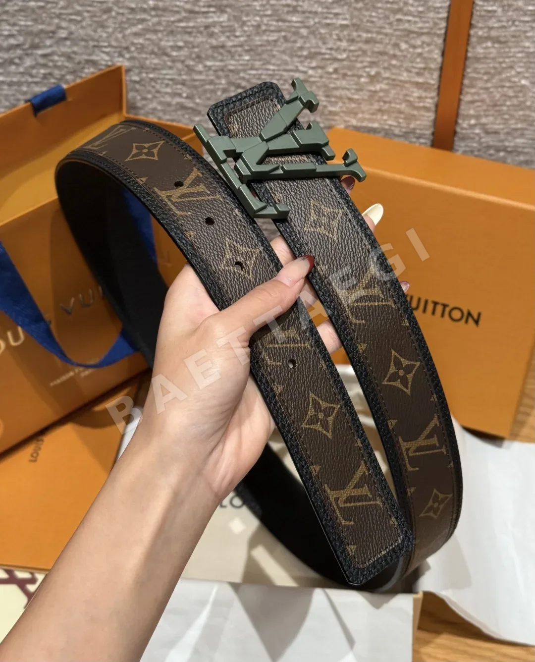 루이비통 모노그램 패치워크 리버시블 벨트 상세 이미지 5