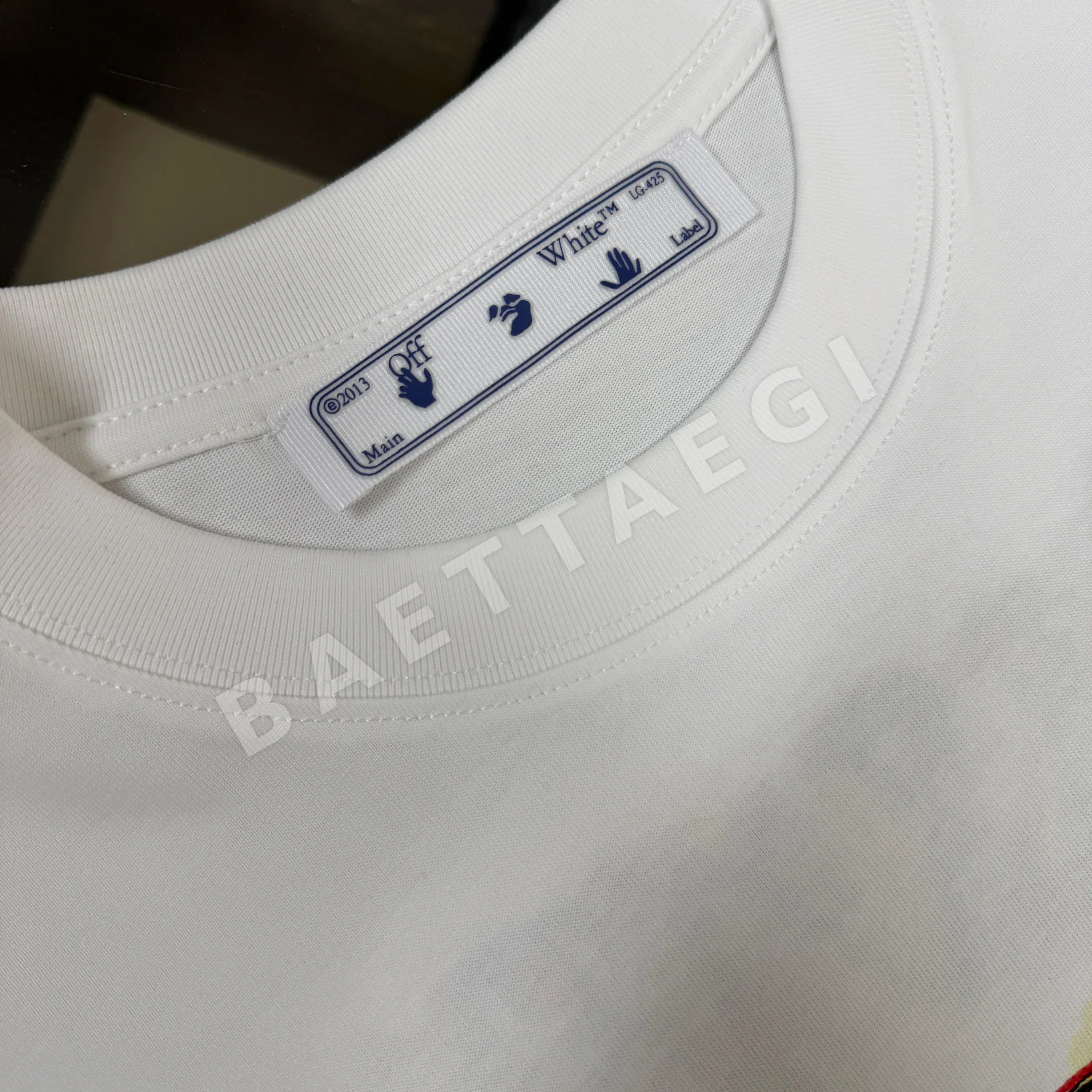 오프화이트 남성 반팔 상세 이미지 14