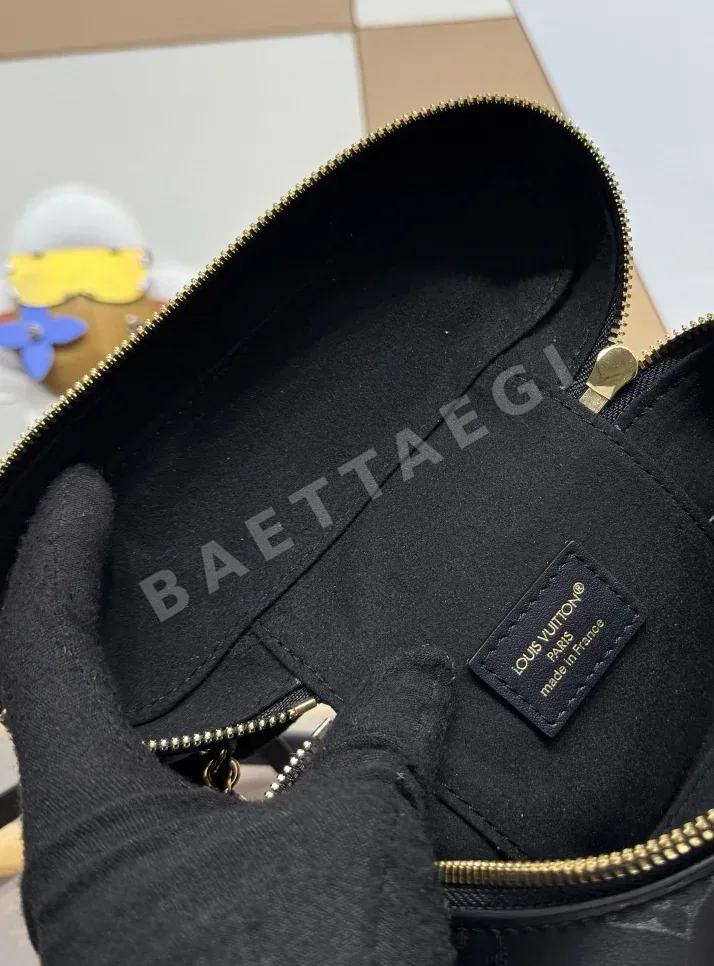 루이비통 베니티 체인 파우치 M47125 상세 이미지 8