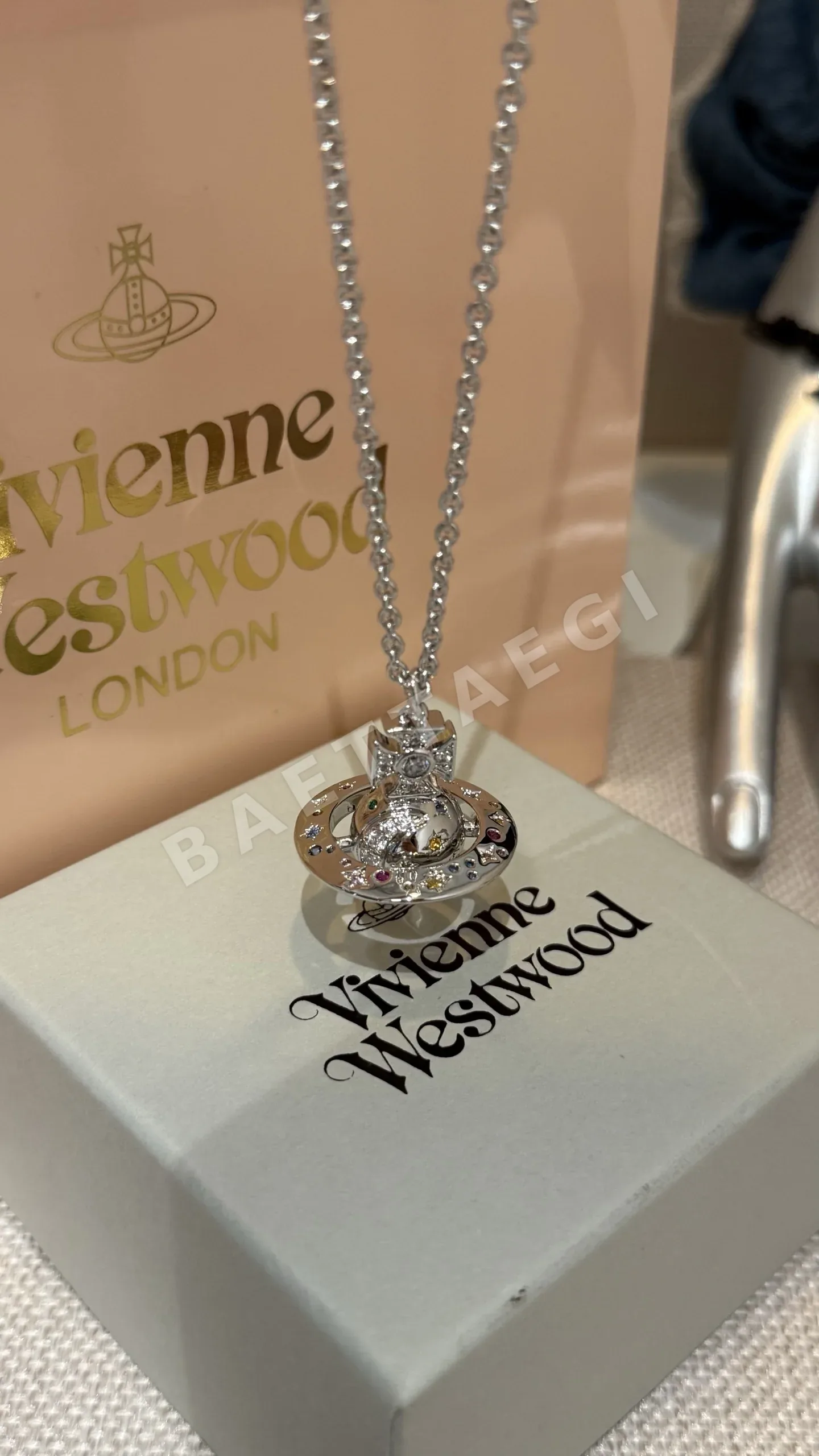 비비안웨스트우드 목걸이 64968 Vivienne Westwood Necklace 상세 이미지 5