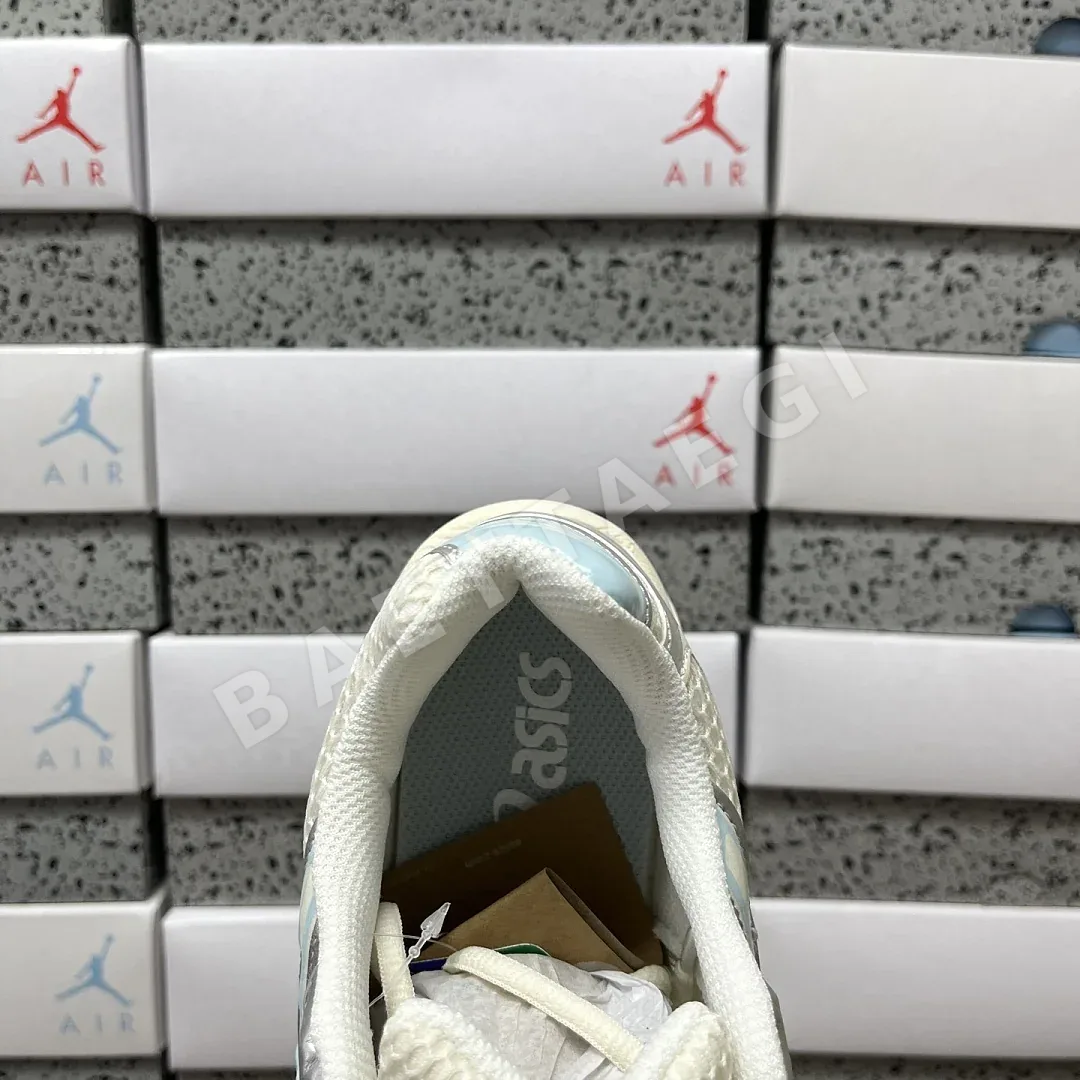 아식스 [KO] 젤 1130 1201A956-101 200555 Asics Gel-1130 Kith Cream Starlight Blue 상세 이미지 6