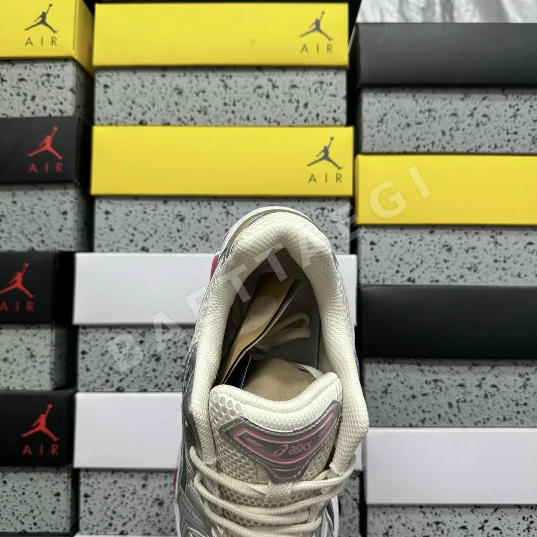 아식스 [LZ] 젤 카야노 14 1203A537-103 200564 Asics Gel-Kayano 14 Cream Sweet Pink 상세 이미지 3