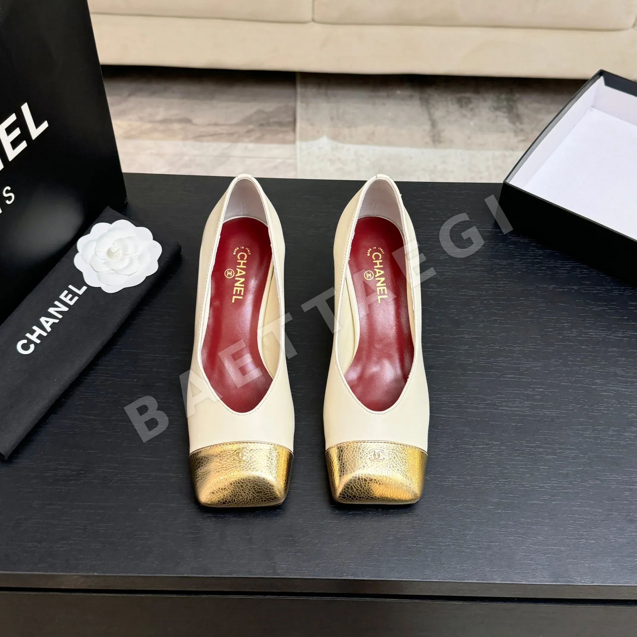 샤넬 더블 C 스티치 스퀘어 토 여성 신발 98605
