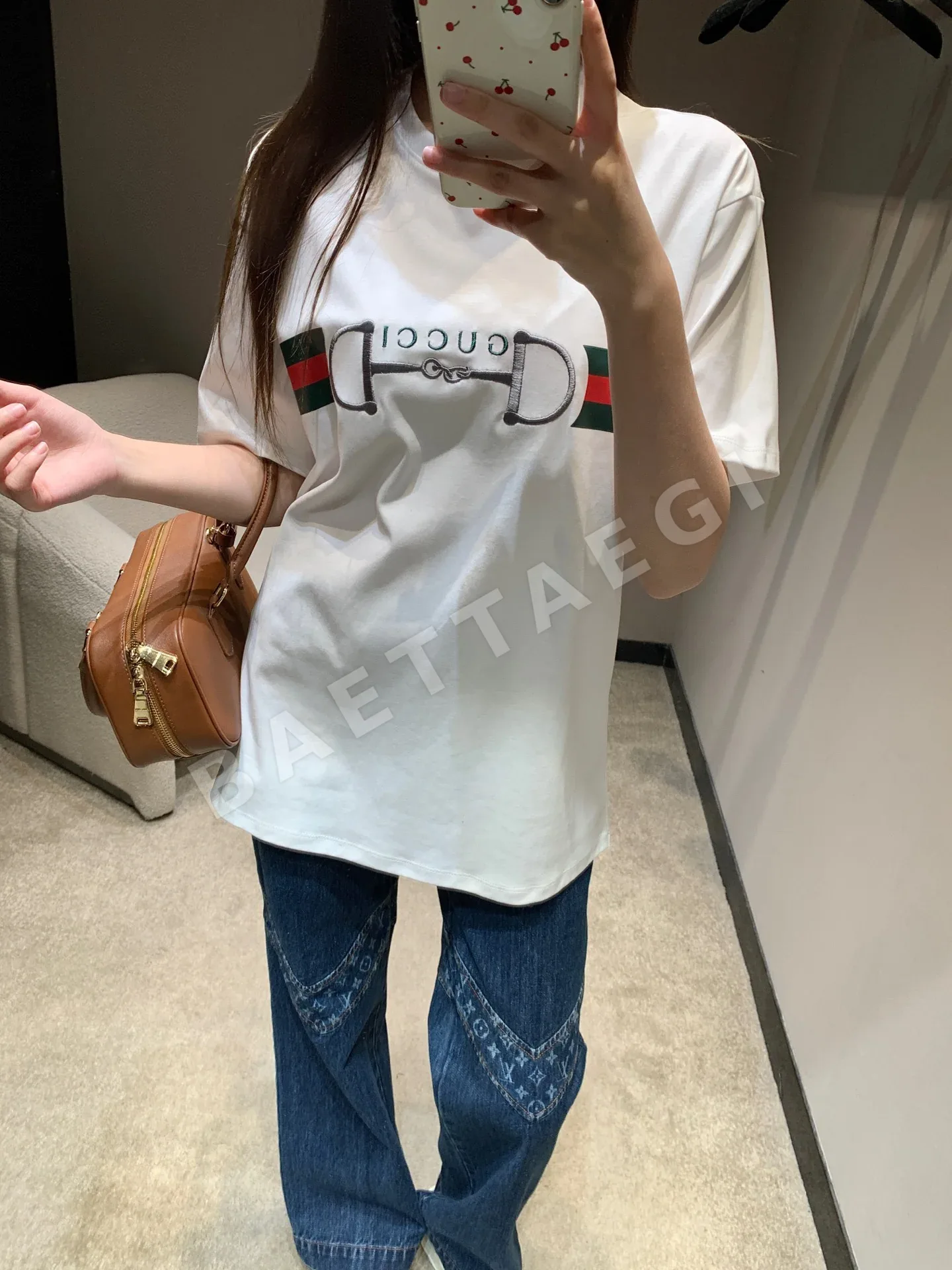 구찌 승마풍 버클 자수 크루넥 반팔 티셔츠 상세 이미지 2