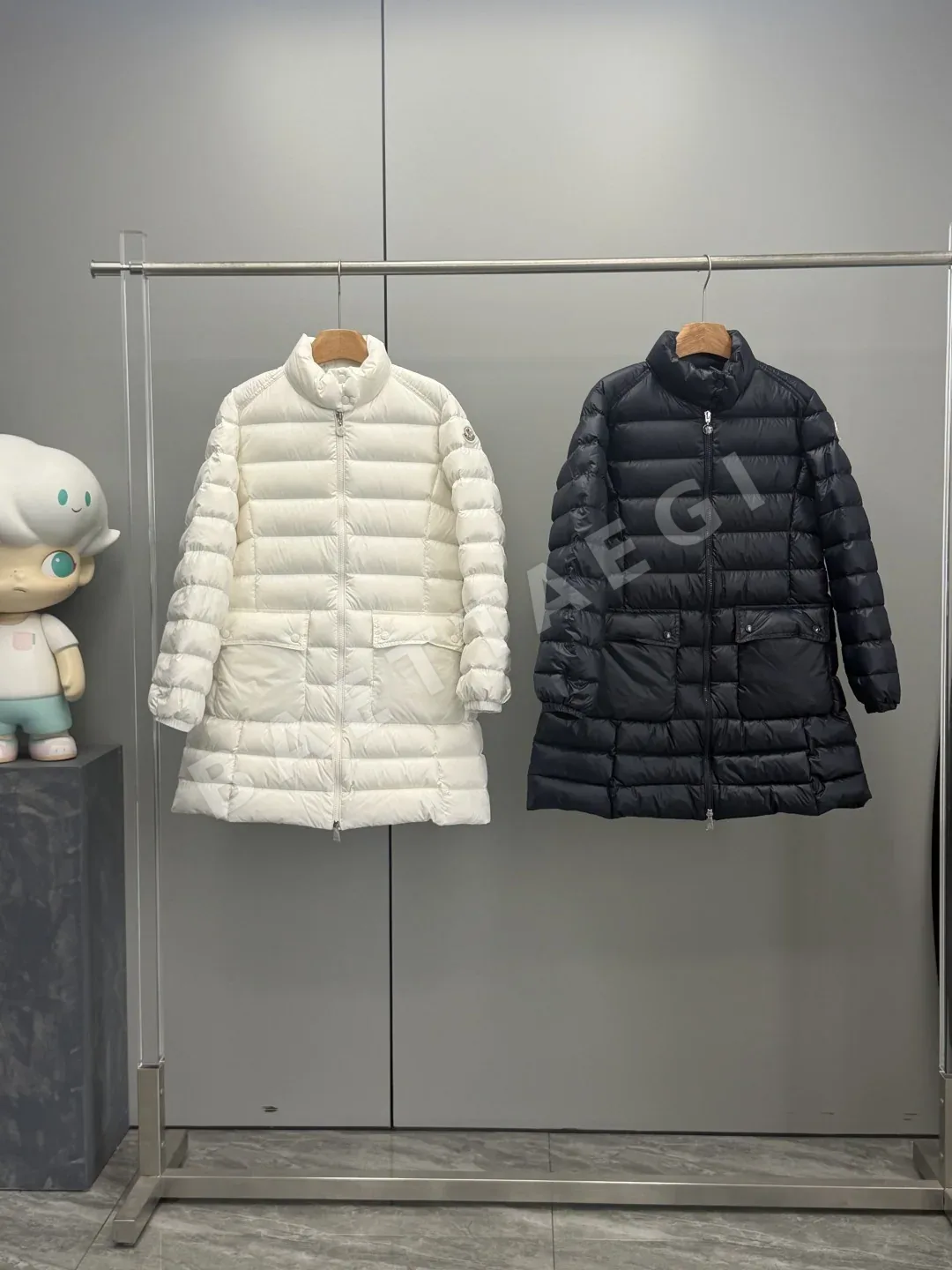 몽클레르 제네 여성 스탠드카라 롱 패딩 188520