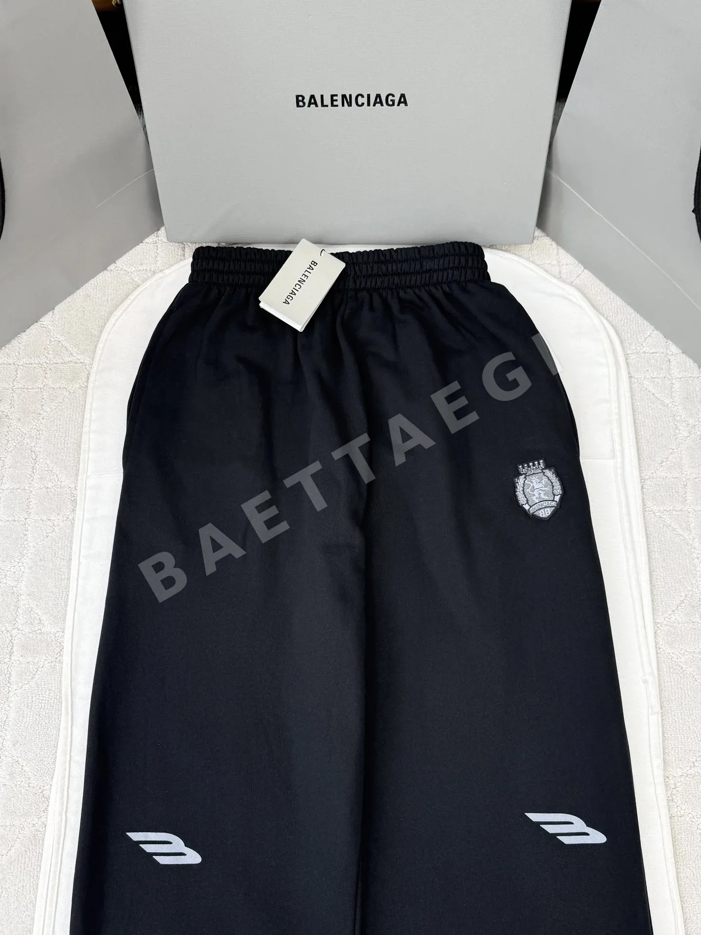 발렌시아가 남성 바지 194257 Pants 상세 이미지 4