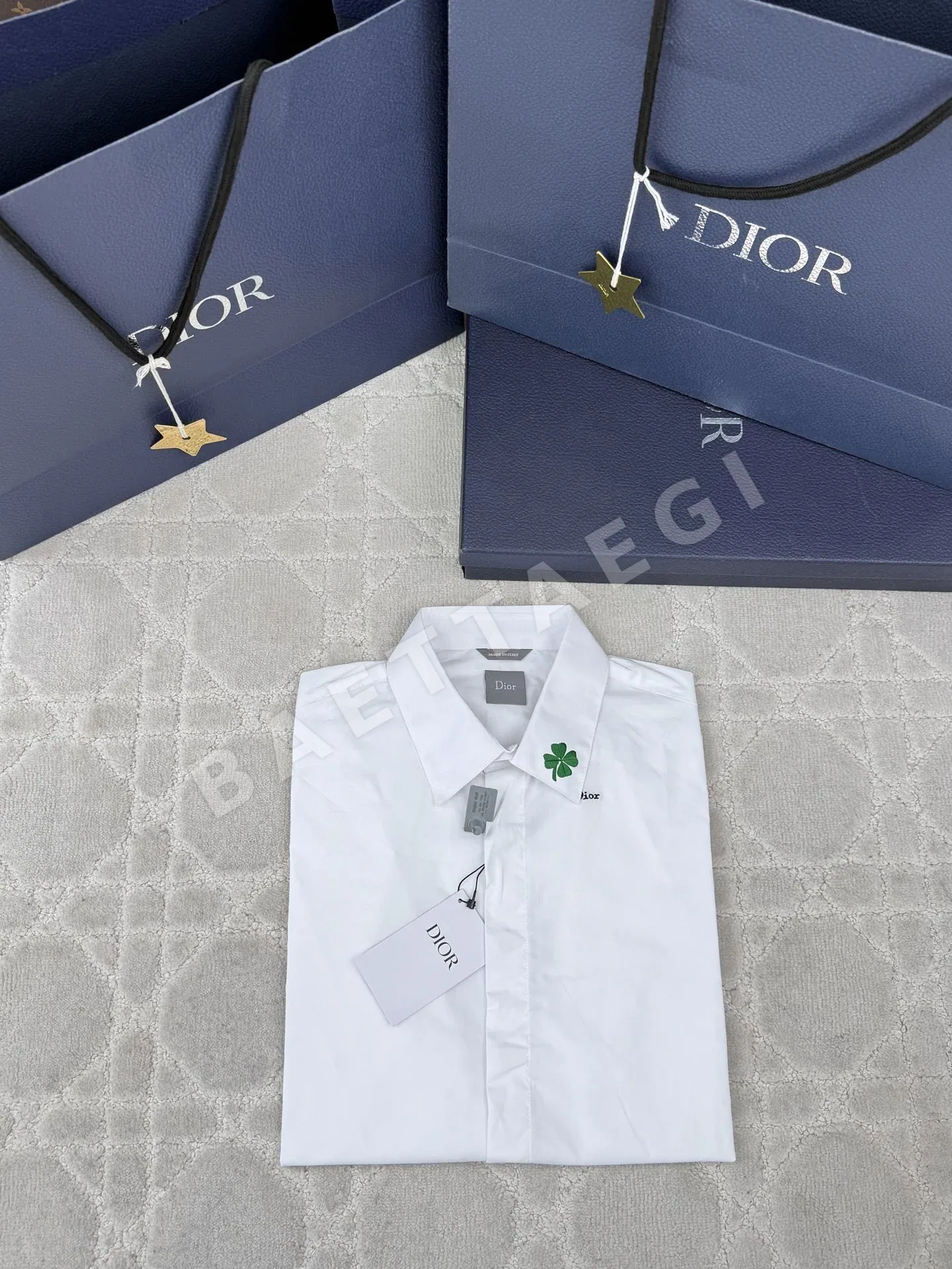 디올 CD 로고 자수 여성 셔츠 상세 이미지 3