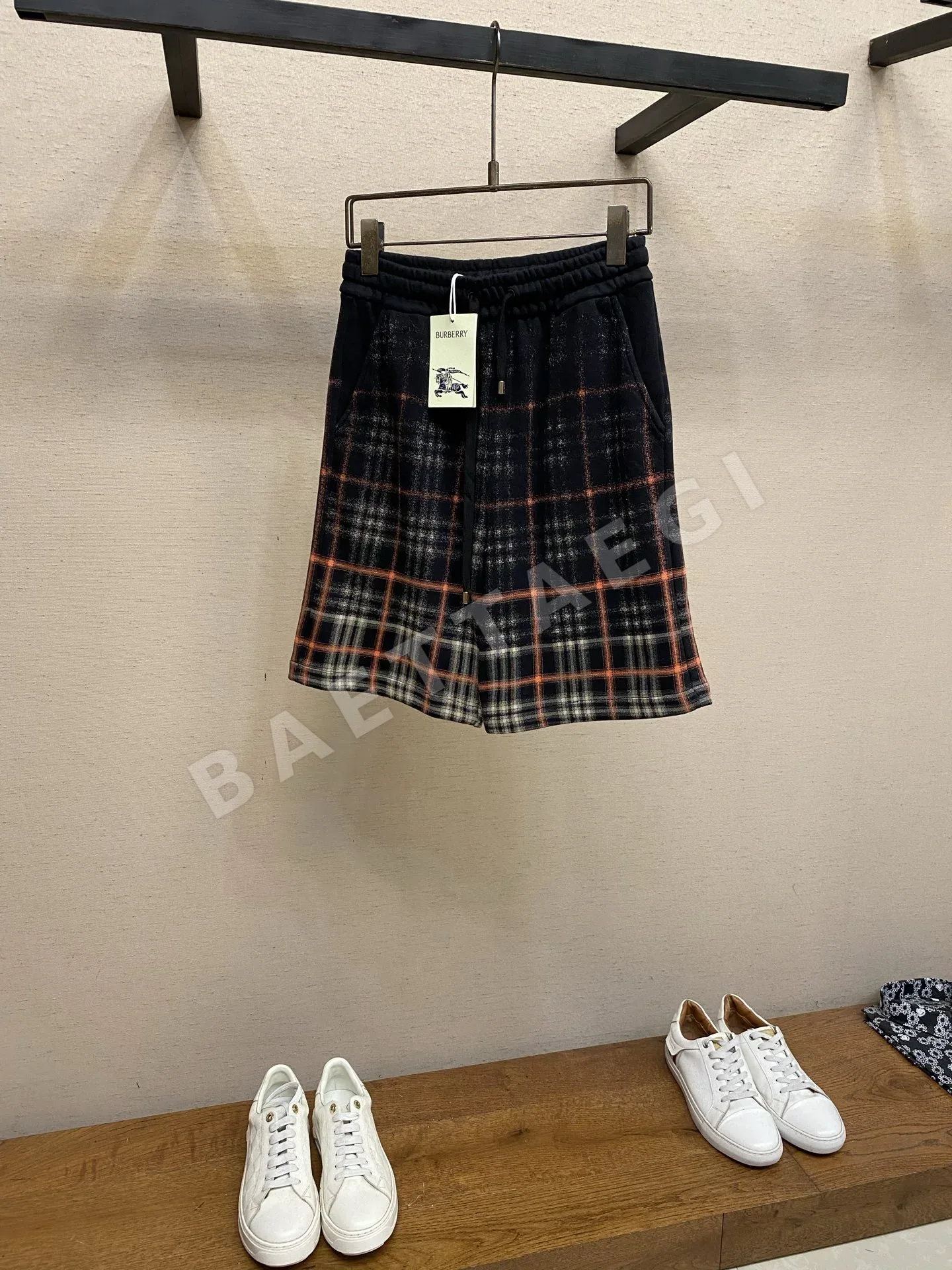 버버리 남성 캐주얼 반바지 103585