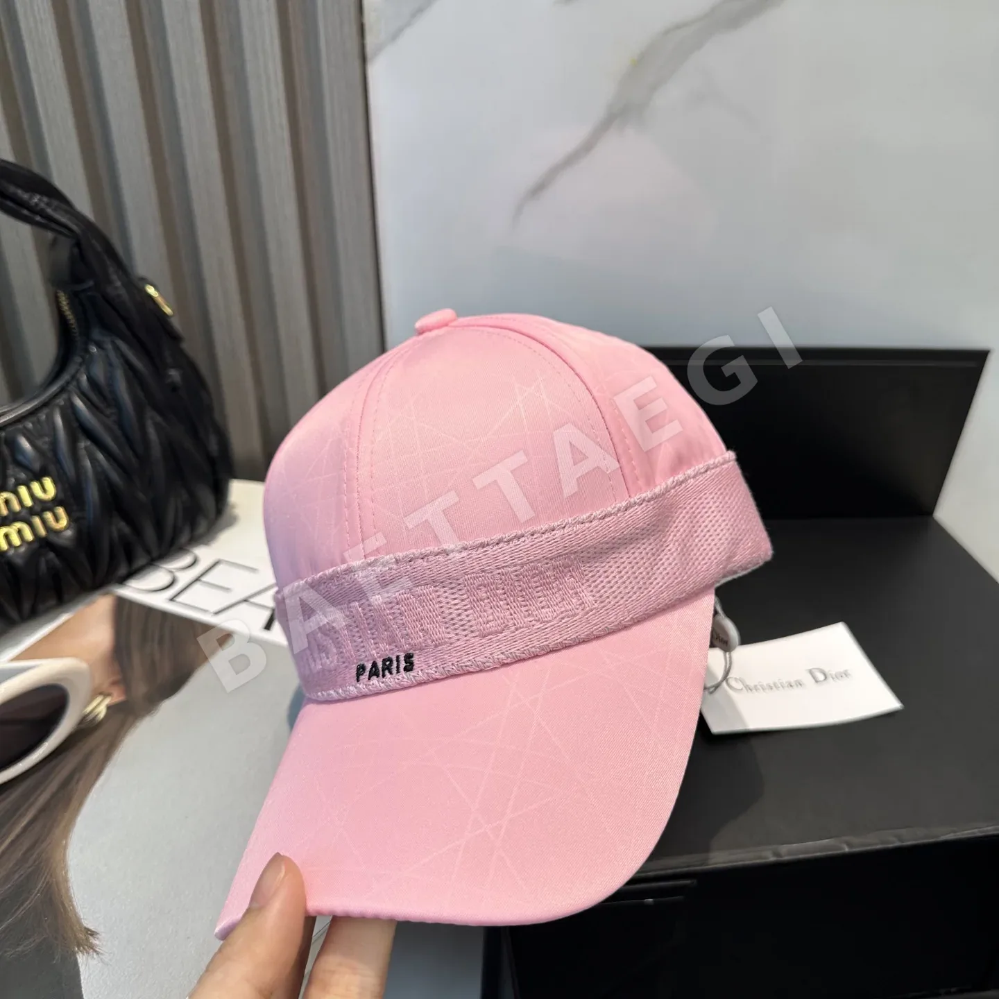 디올 로고 베이스볼캡 상세 이미지 2