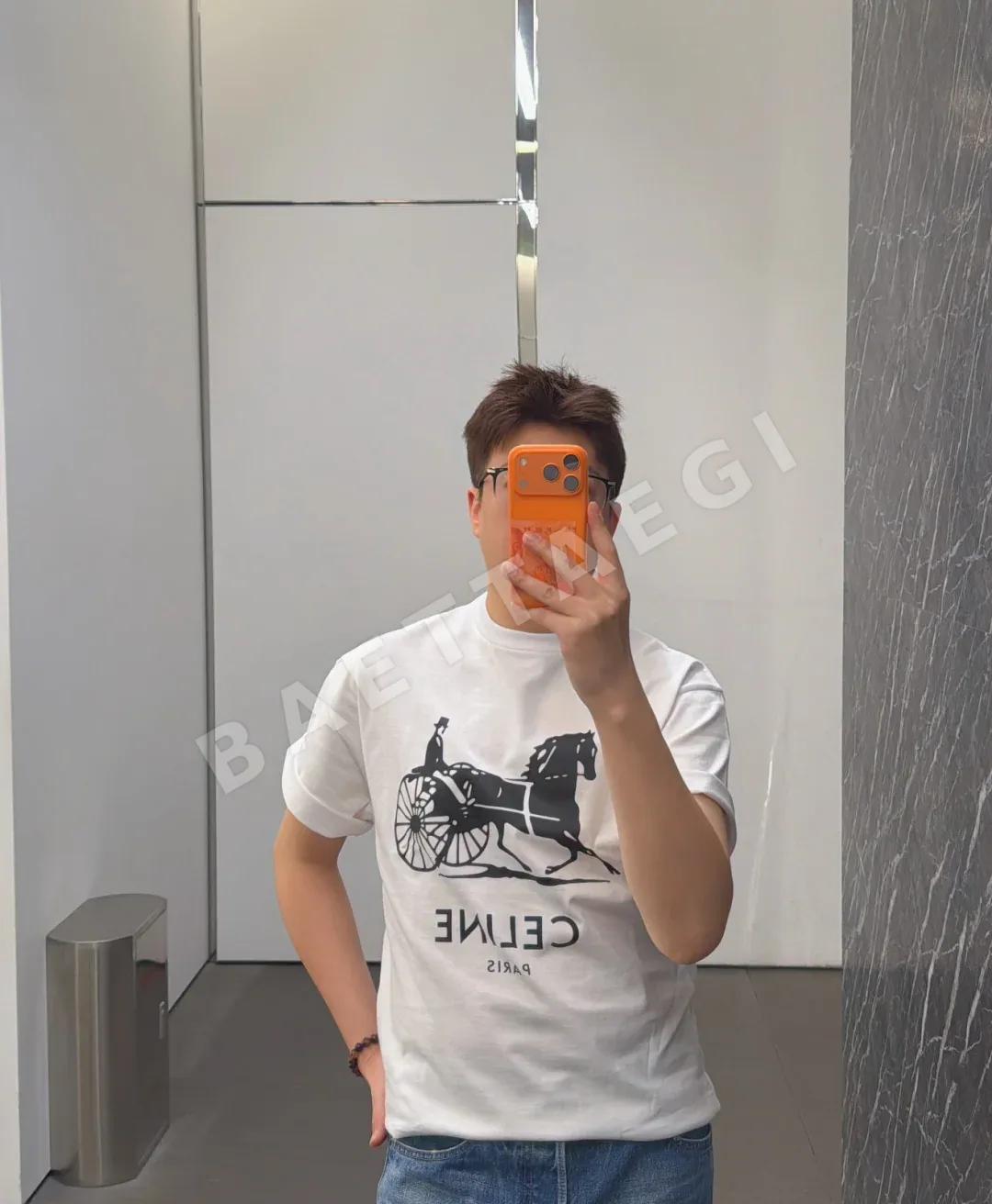 셀린느 말 패턴 크루넥 여성 반팔 셔츠 상세 이미지 4