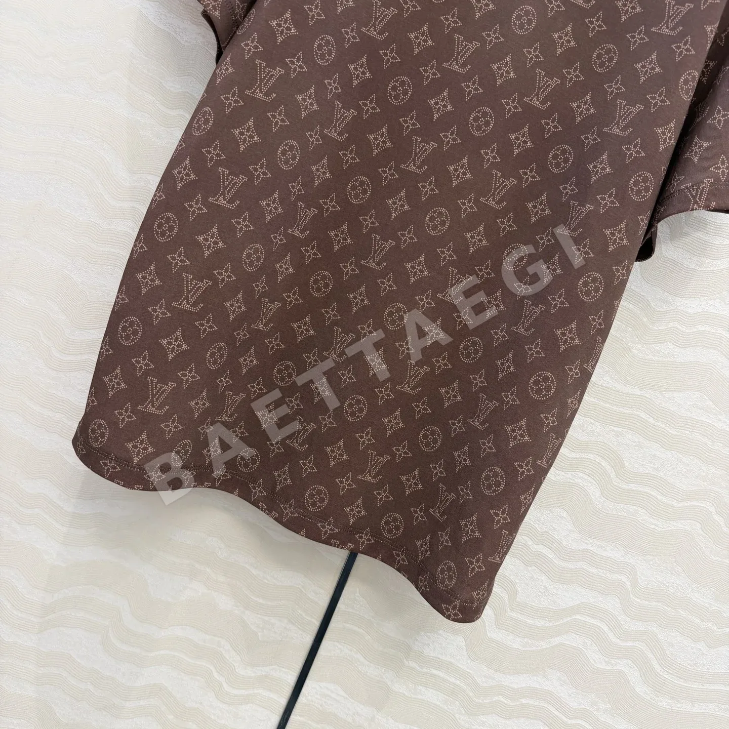 루이비통 프린트 코튼 반팔 티셔츠 상세 이미지 6