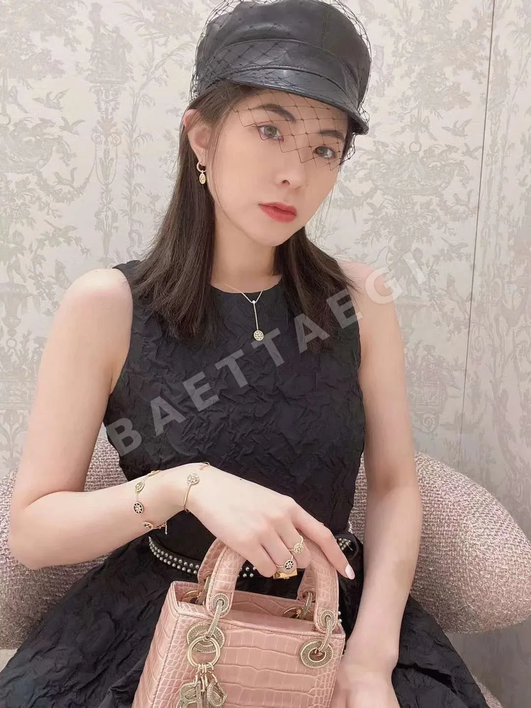 디올 컴퍼스 다이아몬드 목걸이 상세 이미지 8