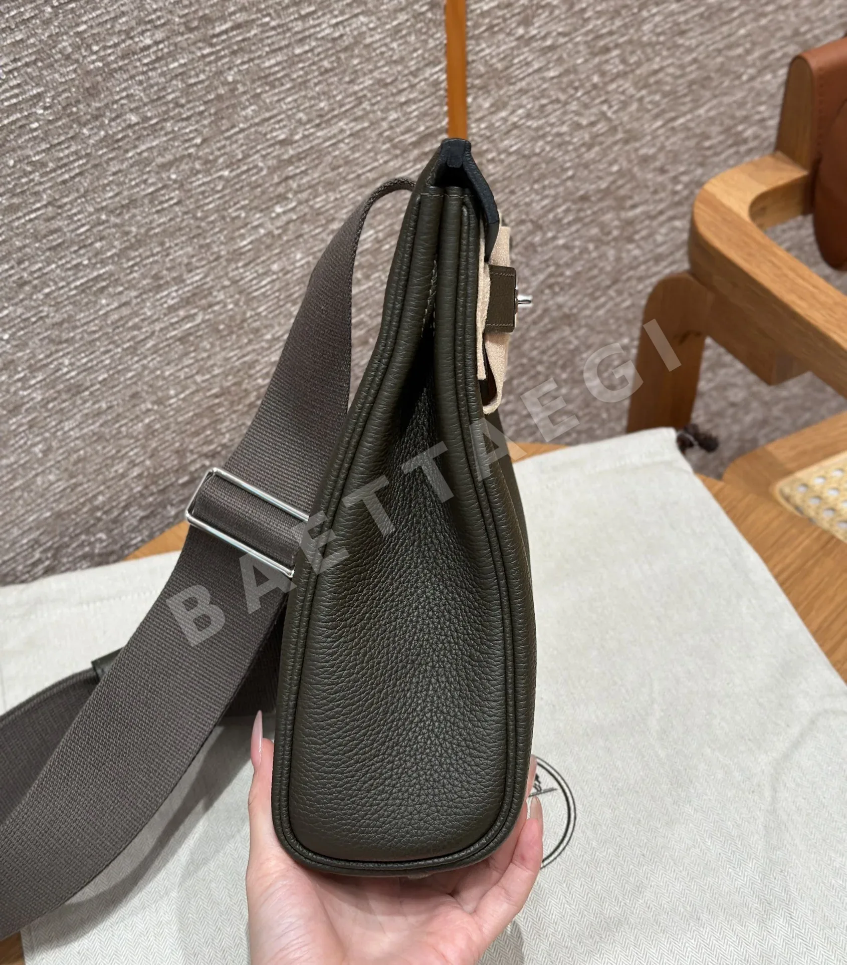 에르메스 핵 아 도 그레이 그린 토고 가죽 백팩 상세 이미지 3