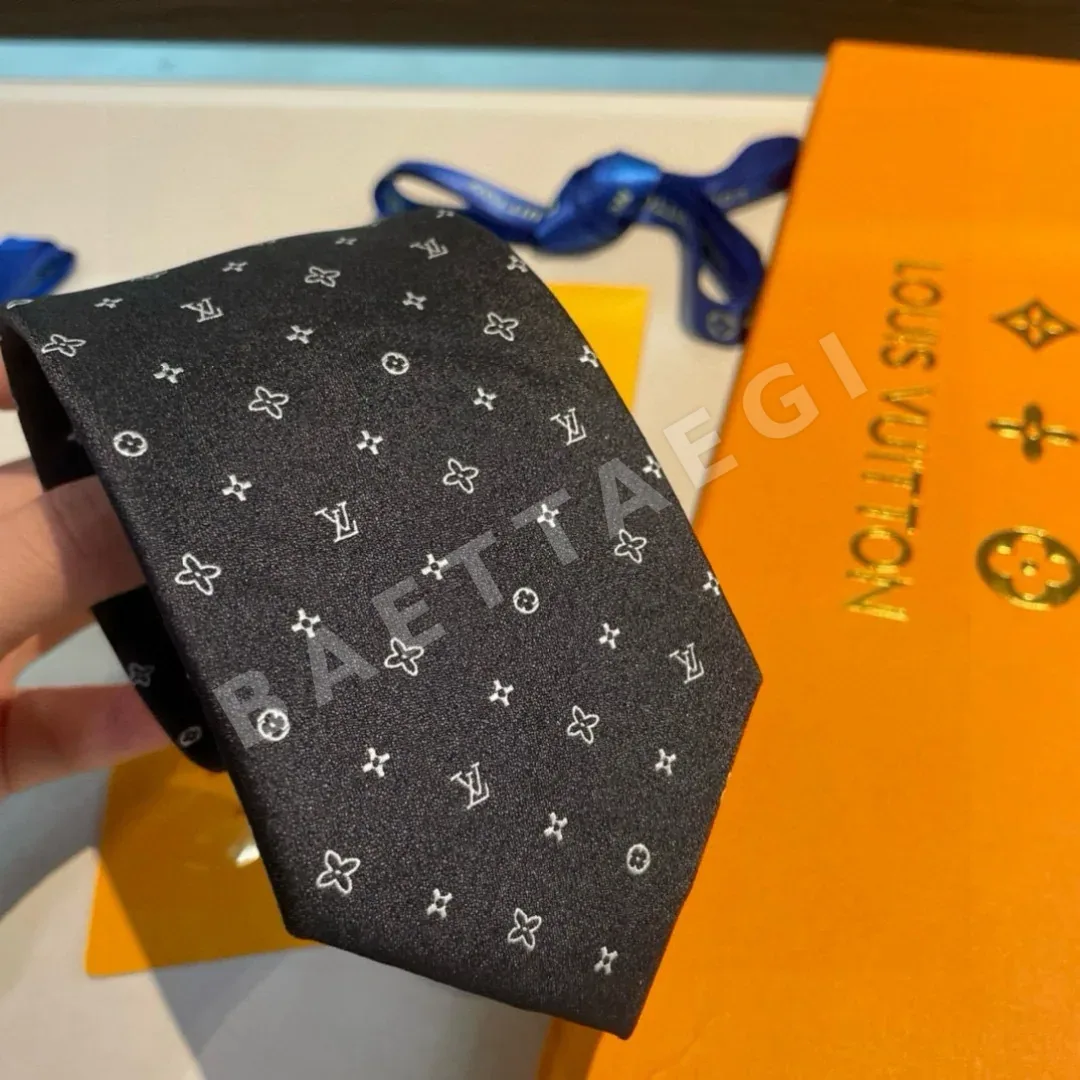 루이비통 다미에 자카드 실크 넥타이 상세 이미지 6