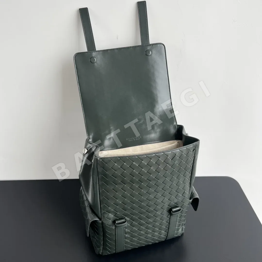 보테가베네타 송아지가죽 남성 백팩 805971 5737 상세 이미지 4