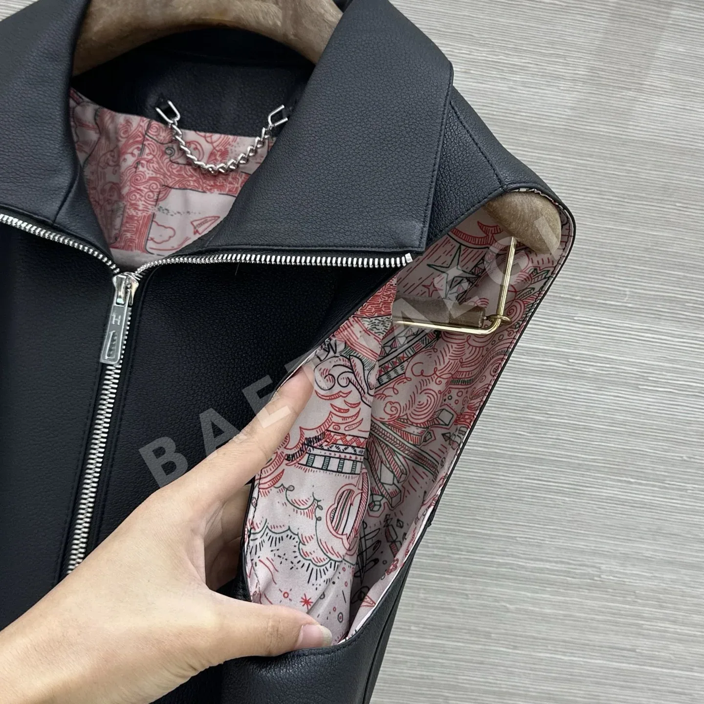 에르메스 리치 패턴 램스킨 여성 조끼 상세 이미지 3