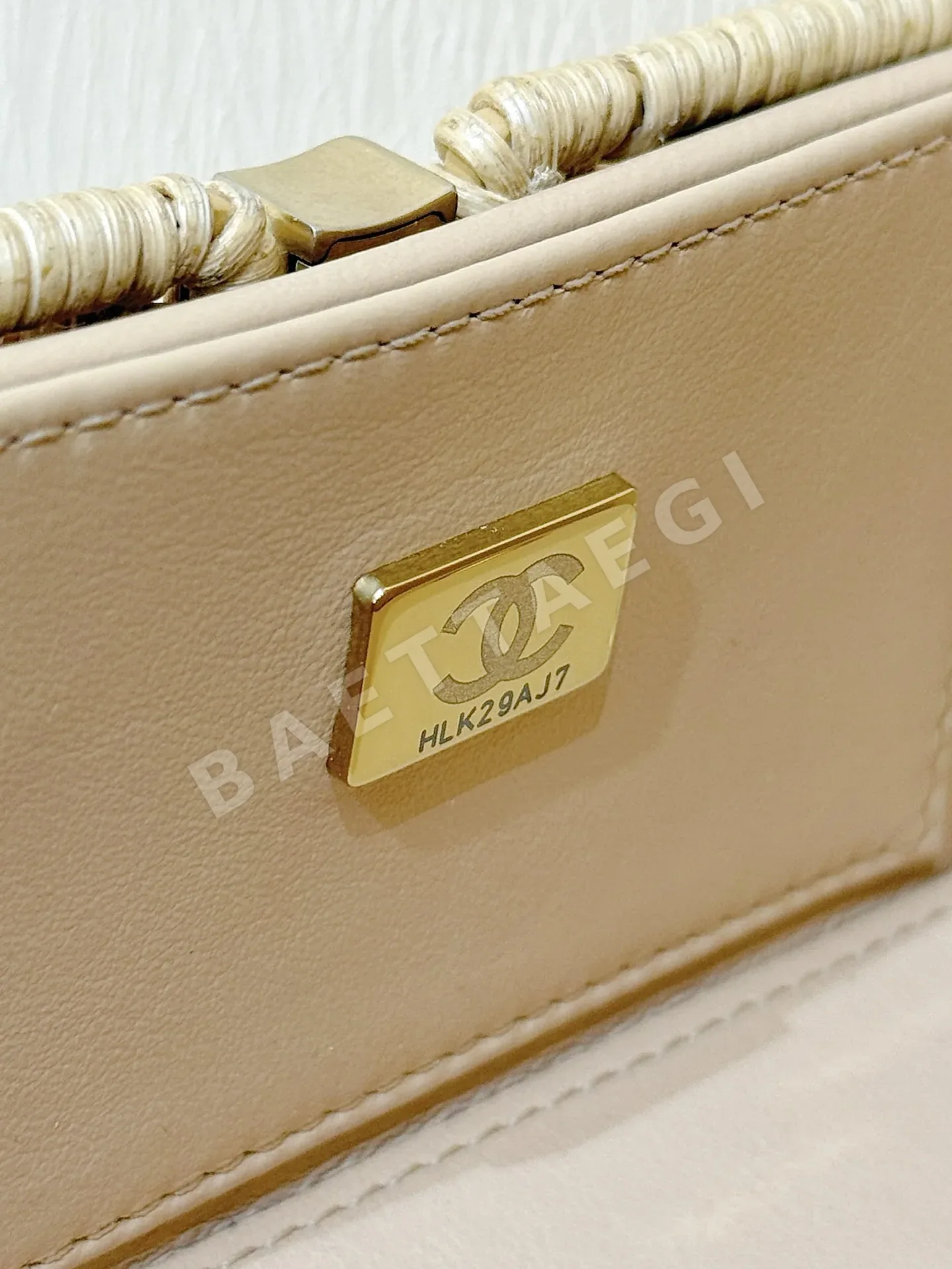 샤넬 26C 리조트 라탄 미니 백 AS5993 상세 이미지 9