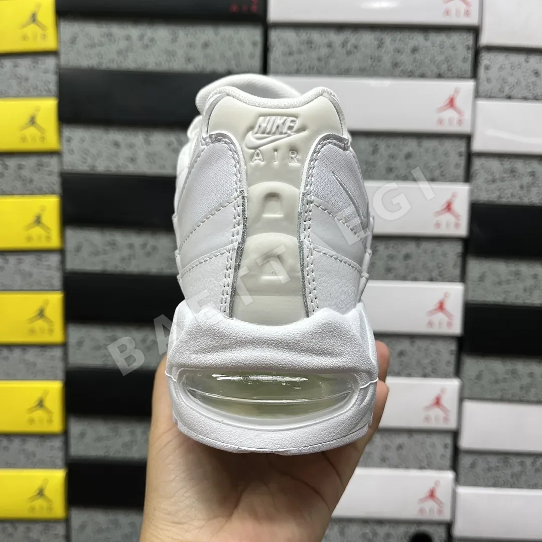 나이키 [WE] 에어 맥스 95 OG HM8755-100 201551 Nike Air Max 95 OG Big Bubble Triple 상세 이미지 7